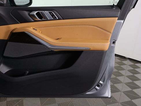 Used 2024 BMW X5 xDrive40i w/ Premium Package image 26