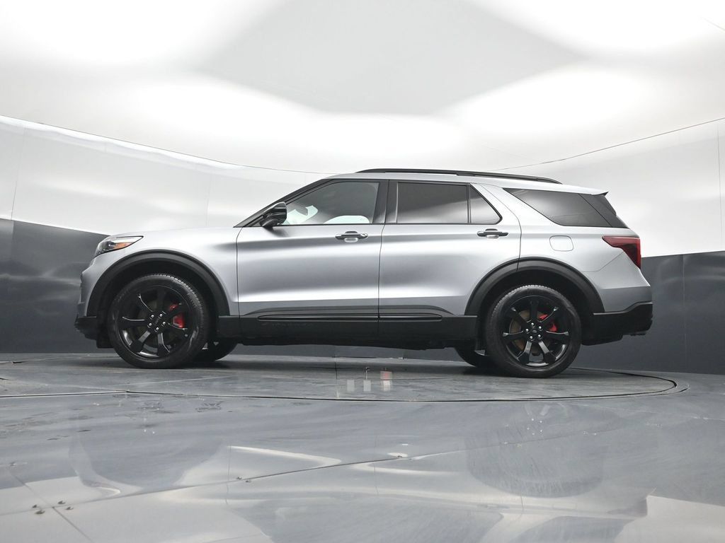 Used 2023 Ford Explorer ST w/ Equipment Group 401A AWD/4WD image 7