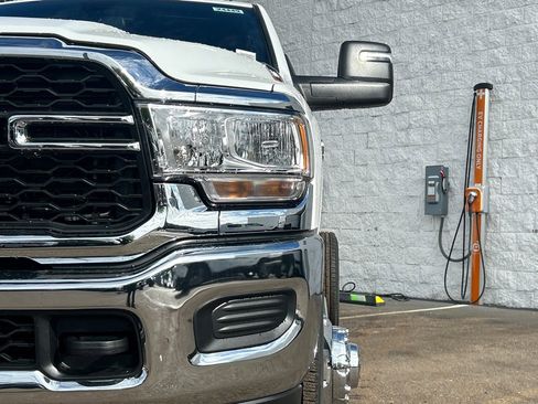 New 2024 RAM 3500 Tradesman image 10
