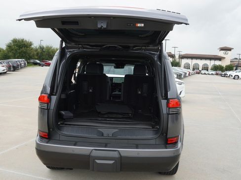 Used 2024 Lexus GX 550 AWD/4WD image 40
