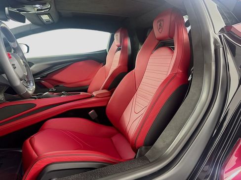 Used 2024 Lamborghini Revuelto AWD/4WD image 22
