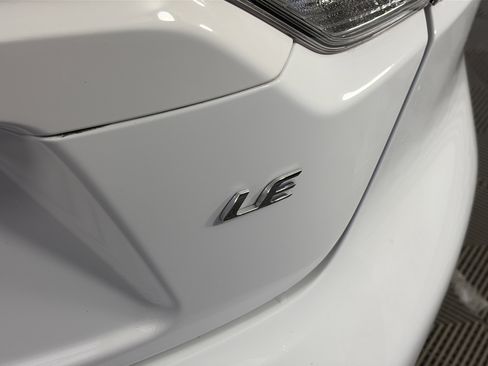 Used 2024 Toyota Corolla LE image 16