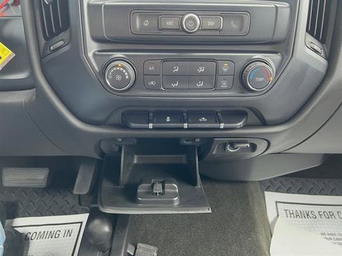 Used 2018 Chevrolet Silverado 1500 Custom w/ Custom Value Package image 18