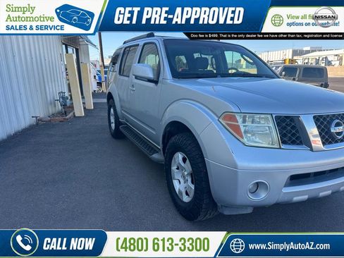 Used 2005 Nissan Pathfinder SE w/ (P01) Se Premium Pkg AWD/4WD image 4