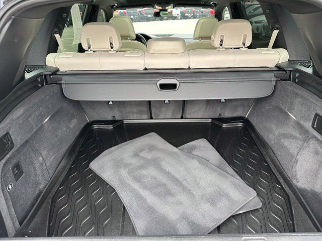 Used 2022 BMW X5 M50i AWD/4WD image 31