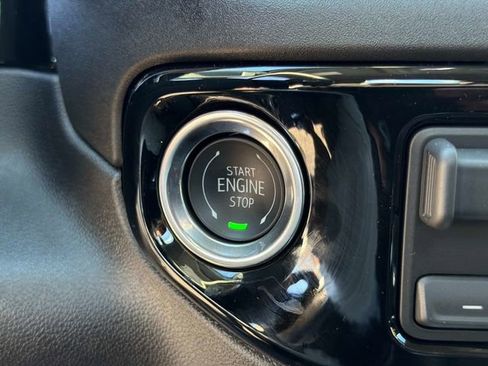 Used 2026 Chevrolet Silverado 1500 LT image 32