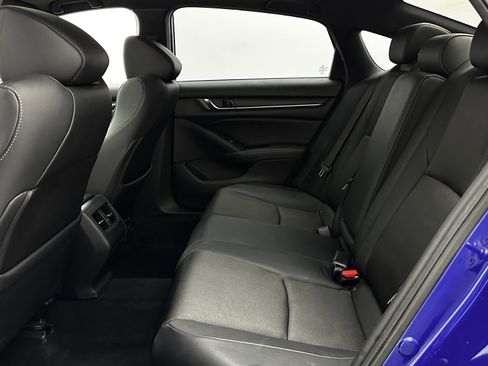 Used 2019 Honda Accord Sport image 29