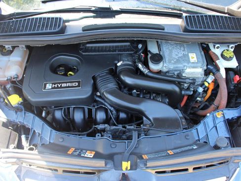 Used 2018 Ford C-MAX SE w/ Cold Weather Package FWD image 46