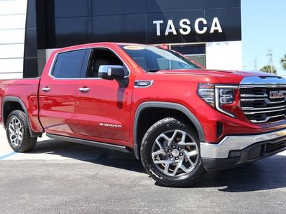 Certified 2023 GMC Sierra 1500 SLT w/ SLT Premium Package