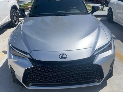 Used 2026 Lexus IS 350 F Sport RWD image 4