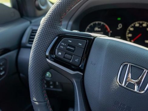 Certified 2023 Honda Ridgeline Black Edition image 19