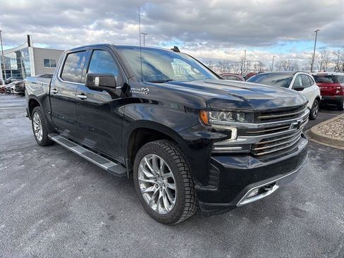 Used 2021 Chevrolet Silverado 1500 High Country image 3