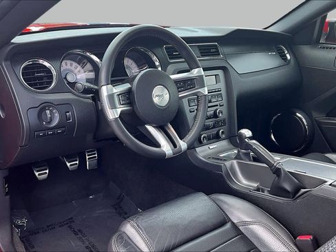 Used 2011 Ford Mustang GT Premium w/ 402A Rapid Spec Order Code RWD image 17