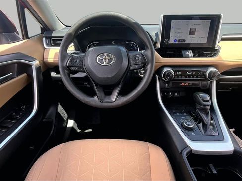 Used 2024 Toyota RAV4 XLE w/ Convenience Package AWD/4WD image 6