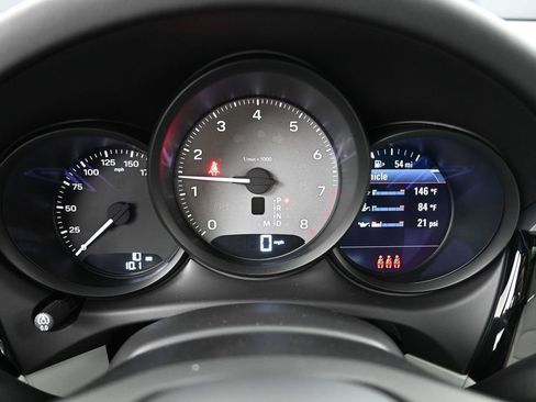 New 2026 Porsche Macan S AWD/4WD image 19