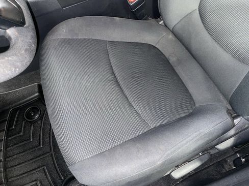 Used 2021 Toyota RAV4 LE image 23