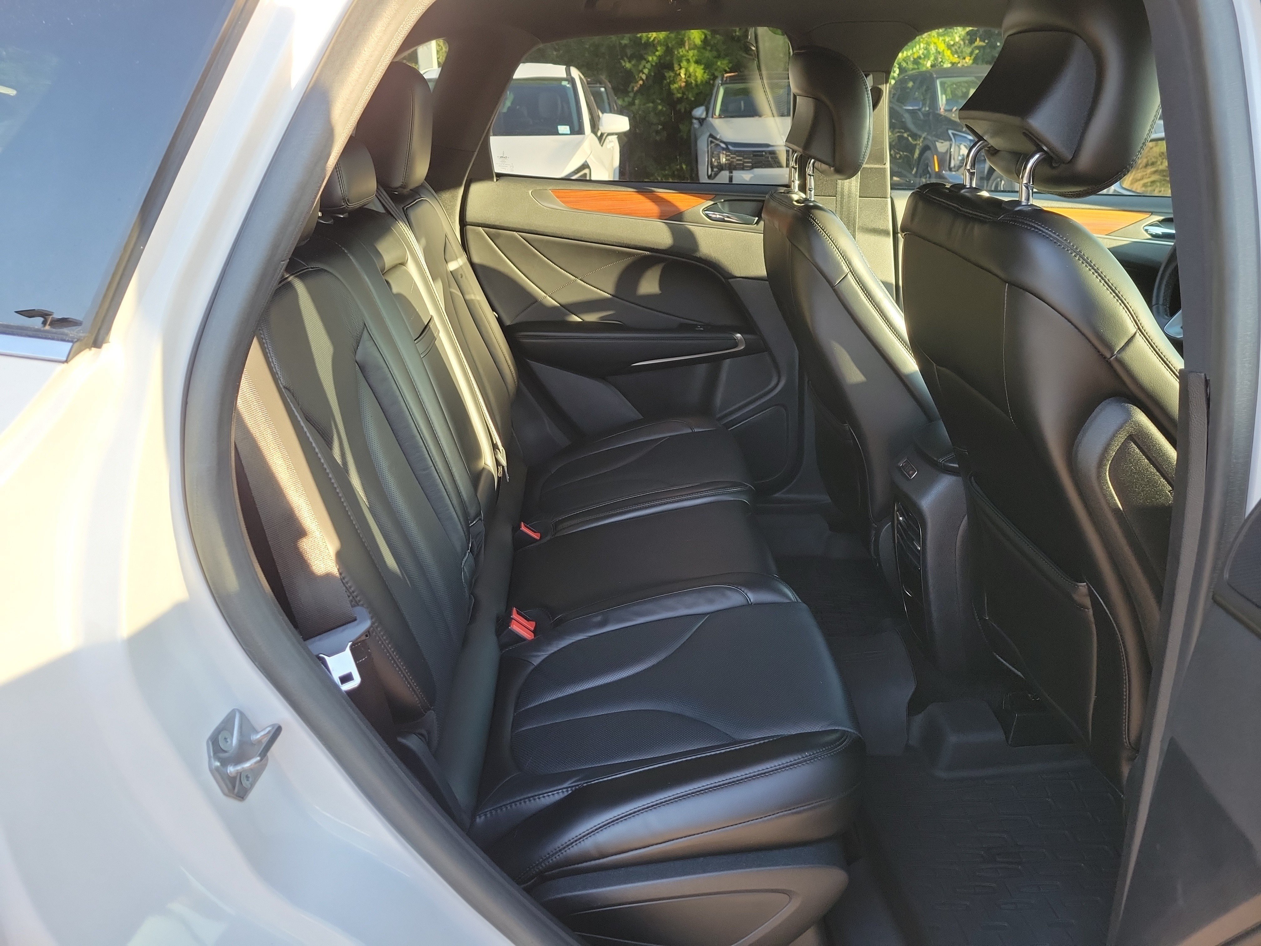 Used 2018 Lincoln MKC Reserve AWD/4WD image 11