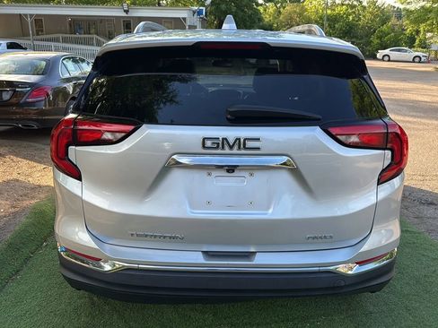 Used 2019 GMC Terrain SLT w/ Preferred Package AWD/4WD image 6