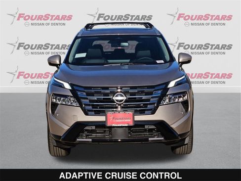 New 2026 Nissan Rogue Platinum image 10