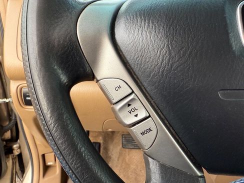 Used 2005 Honda Pilot EX image 27