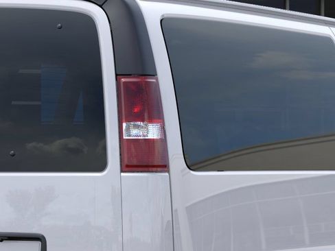 New 2026 Chevrolet Express 3500 LS w/ Chrome Appearance Package RWD image 11