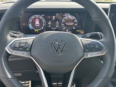 New 2026 Volkswagen Tiguan SE R-Line image 15