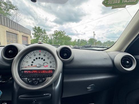 Used 2012 MINI Cooper Countryman S FWD image 16