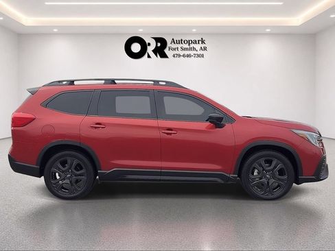 Used 2024 Subaru Ascent Onyx Edition AWD/4WD image 6