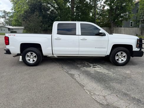 Used 2015 Chevrolet Silverado 1500 LT AWD/4WD image 4