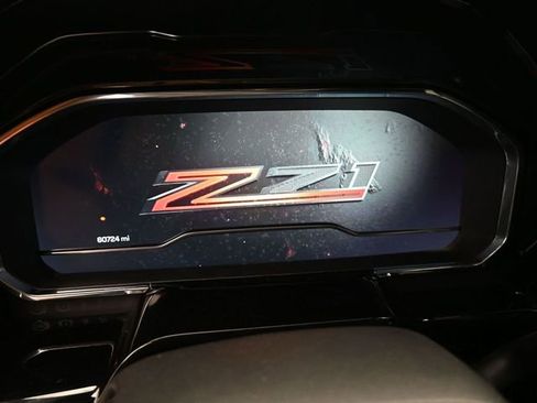 Used 2023 Chevrolet Silverado 1500 RST w/ Z71 Off-Road Package image 11