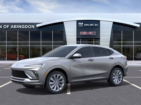 New 2026 Buick Envista Avenir image 2