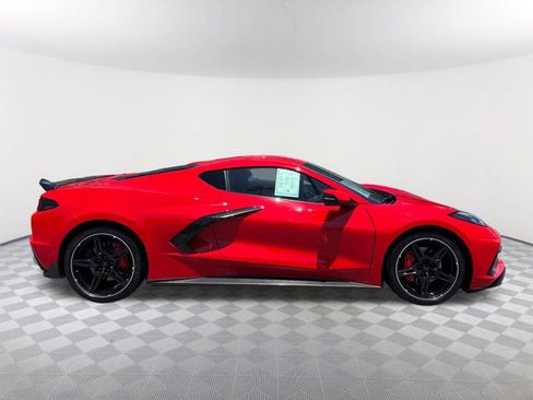 Used 2024 Chevrolet Corvette Stingray Coupe w/ 1LT RWD image 3
