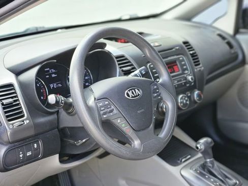 Used 2015 Kia Forte LX w/ Popular Package FWD image 12