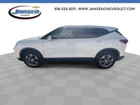 Used 2025 Chevrolet Blazer LT FWD image 5