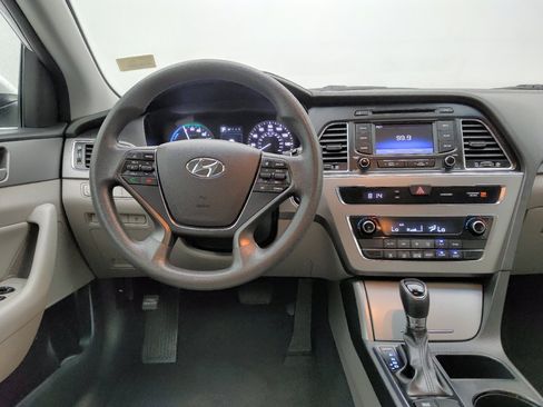 Used 2016 Hyundai Sonata SE FWD image 22