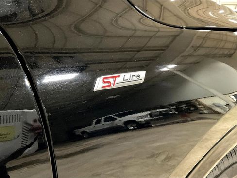 Certified 2023 Ford Escape ST-Line image 8