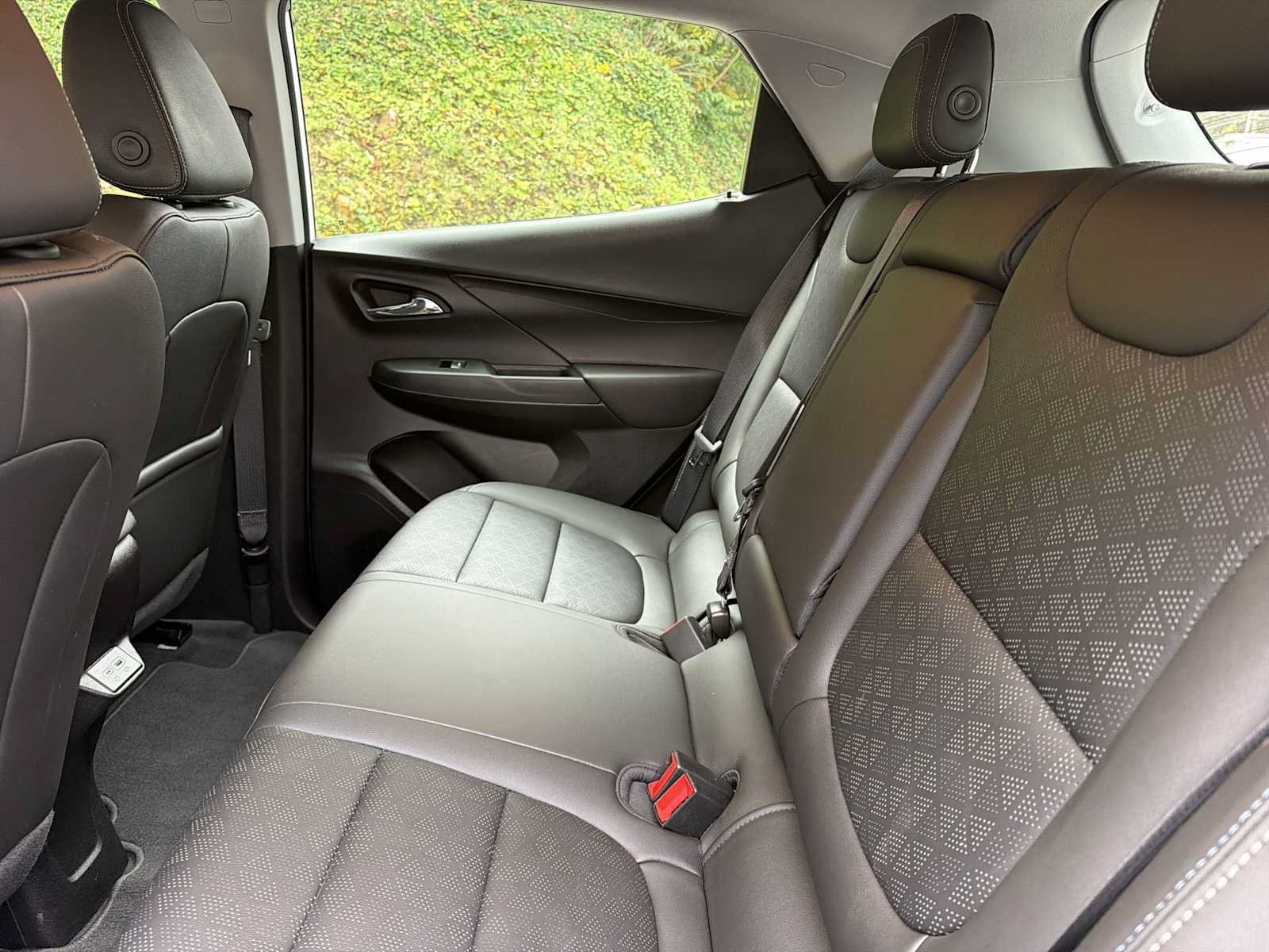 Used 2023 Chevrolet Bolt LT w/ Infotainment Package FWD image 25