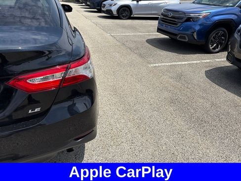Used 2019 Toyota Camry LE FWD image 11