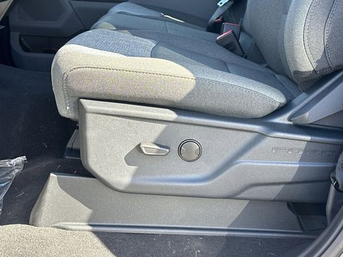 New 2026 Ford F250 XLT w/ FX4 Off-Road Package image 14