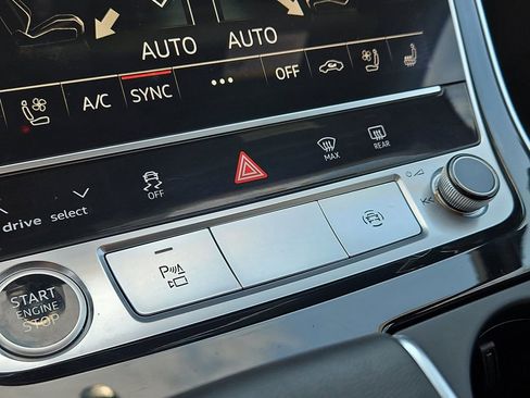 Certified 2025 Audi Q7 3.0T Premium Plus w/ Premium Plus Package image 18