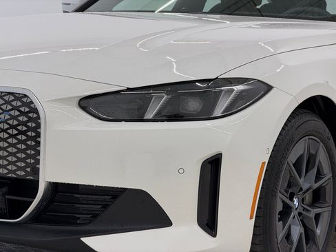 New 2026 BMW i4 xDrive40i w/ Premium Package image 11