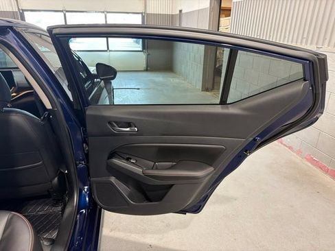 Certified 2023 Nissan Altima 2.5 SR w/ SR Premium Package FWD image 12