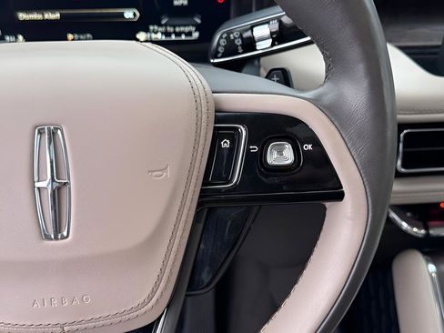 Used 2021 Lincoln Aviator Reserve w/ Equipment Group 201A image 17