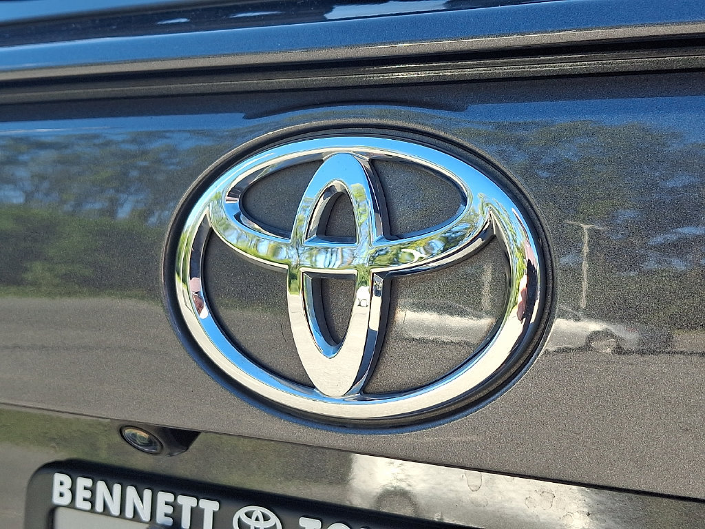 Certified 2021 Toyota RAV4 LE AWD/4WD image 30