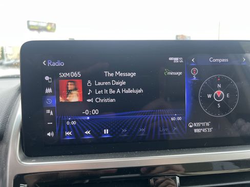 Used 2022 Lexus GX 460 Premium w/ Premium Package image 23