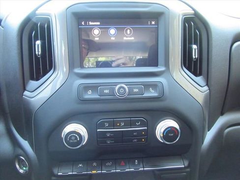 Used 2026 GMC Sierra 1500 Pro w/ Pro Value Package AWD/4WD image 24