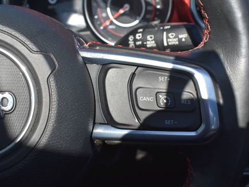 Used 2019 Jeep Wrangler Unlimited Rubicon AWD/4WD image 23
