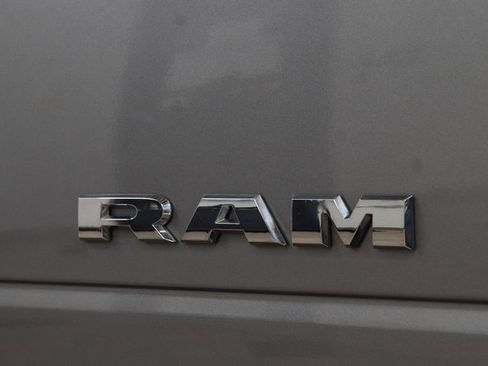 Used 2024 RAM 3500 Laramie image 18