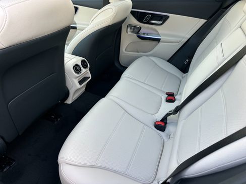 New 2026 Mercedes-Benz GLC 300 4MATIC image 12