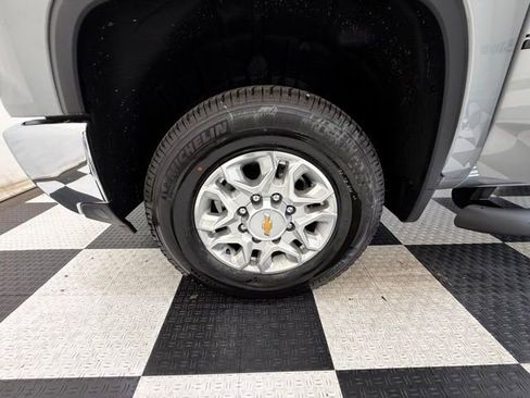 New 2026 Chevrolet Silverado 2500 LT w/ Convenience Package AWD/4WD image 9
